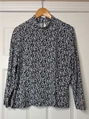 Contemporaine For Simons Black, White Floral Long Sleeve Mock Neck Top Size XL